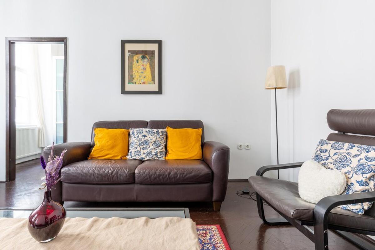 Apartment Vr2 Stylish In The Centre Budapest