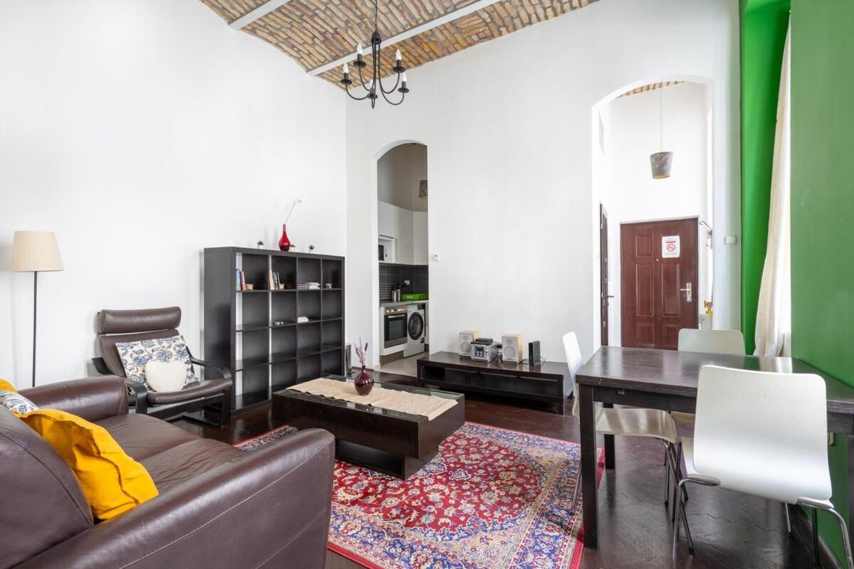 Apartment Vr2 Stylish In The Centre Budapest